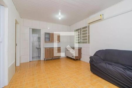 Sala / Cozinha de casa para alugar com 2 quartos, 60m² em Medianeira, Porto Alegre