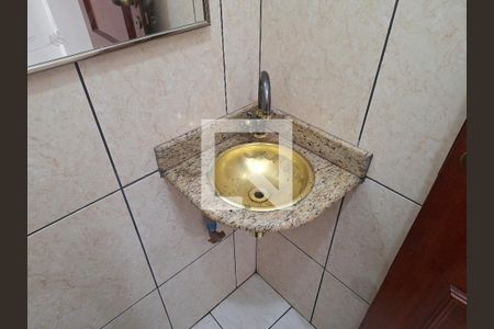Lavabo de casa para alugar com 4 quartos, 400m² em Chora Menino, São Paulo