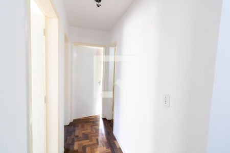 Corredor de apartamento para alugar com 3 quartos, 70m² em Santa Tereza, Porto Alegre