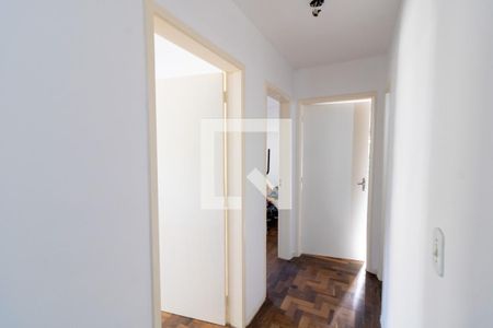 Corredor de apartamento para alugar com 3 quartos, 70m² em Santa Tereza, Porto Alegre