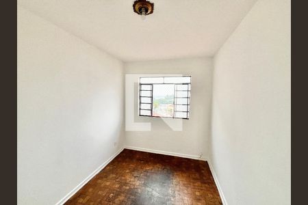 Sala/Quarto de casa de condomínio para alugar com 3 quartos, 75m² em Vila Baruel, São Paulo