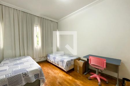 Quarto 1 de apartamento para alugar com 3 quartos, 130m² em Centro, Belo Horizonte