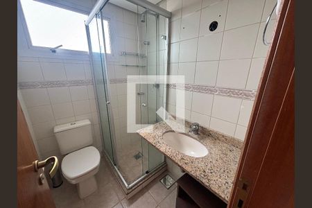 Banheiro de apartamento para alugar com 2 quartos, 50m² em Boa Vista, Porto Alegre