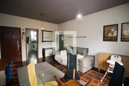 Sala de apartamento para alugar com 2 quartos, 85m² em Medianeira, Porto Alegre