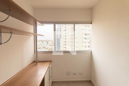 Quarto 2 de apartamento para alugar com 3 quartos, 67m² em Mercês, Curitiba