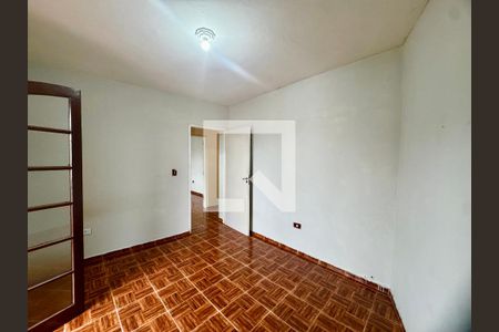 Quarto 1 de casa para alugar com 2 quartos, 110m² em Vila Augusta, Guarulhos