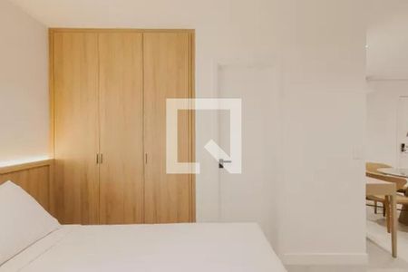 Sala/Quarto de apartamento para alugar com 1 quarto, 33m² em Pinheiros, São Paulo