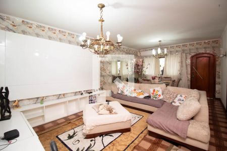 Sala de casa à venda com 3 quartos, 246m² em Térrio, Guarulhos