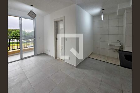 Sala/Cozinha/Area de serviço de apartamento para alugar com 2 quartos, 40m² em Santa Maria, Santo André
