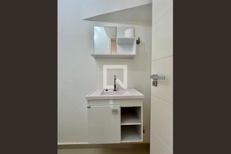 Lavabo de casa de condomínio para alugar com 3 quartos, 120m² em Chácara Primavera, Campinas