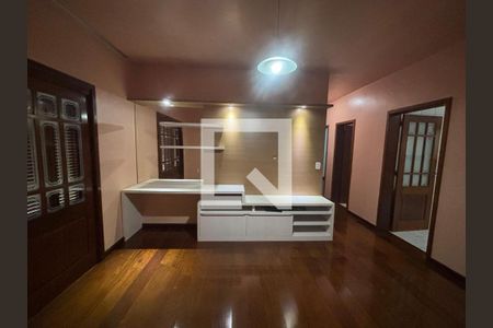 Casa para alugar com 3 quartos, 160m² em Hamburgo Velho, Novo Hamburgo