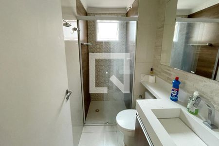 Banheiro de apartamento para alugar com 2 quartos, 49m² em Loteamento City Jaragua, São Paulo