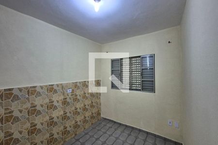 Quarto de casa para alugar com 1 quarto, 70m² em Jardim Carlos Lourenço, Campinas