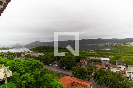 Casa à venda com 3 quartos, 250m² em Camboinhas, Niterói