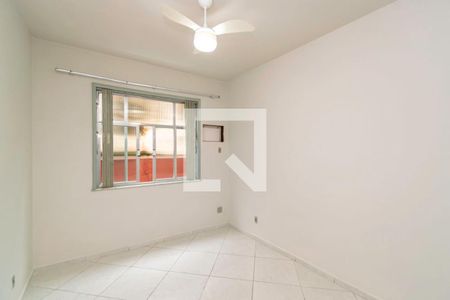 Quarto 1 de apartamento para alugar com 2 quartos, 84m² em Olaria, Rio de Janeiro