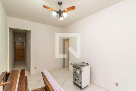 Sala de apartamento para alugar com 2 quartos, 84m² em Olaria, Rio de Janeiro