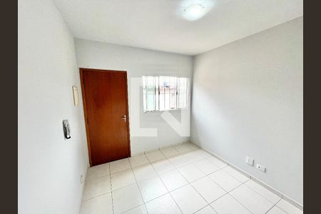 Sala/Cozinha de casa de condomínio para alugar com 1 quarto, 40m² em Parque Peruche, São Paulo