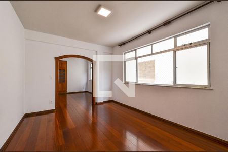 Sala de TV de apartamento para alugar com 4 quartos, 160m² em Santa Tereza, Belo Horizonte