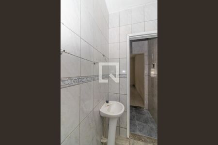 Banheiro 1 de casa para alugar com 2 quartos, 89m² em Realengo, Rio de Janeiro