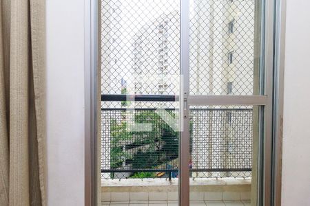 Sala de apartamento para alugar com 2 quartos, 54m² em Vila das Belezas, São Paulo