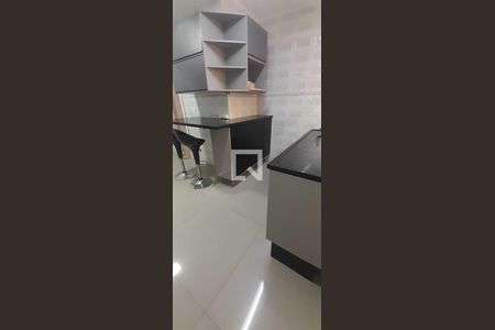 Casa à venda com 3 quartos, 139m² em Vila Zelina, São Paulo