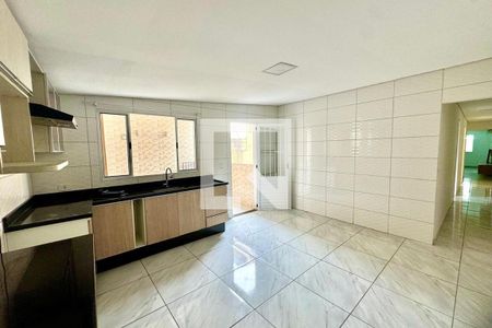 Cozinha e Área de Serviço de casa para alugar com 2 quartos, 60m² em Jardim Palmira, Guarulhos