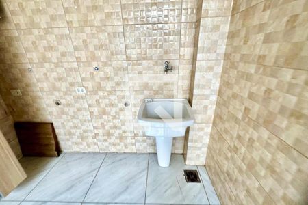 Cozinha e Área de Serviço de casa para alugar com 2 quartos, 60m² em Jardim Palmira, Guarulhos