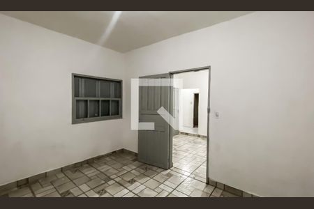 Quarto de casa para alugar com 1 quarto, 42m² em Parque Boturussu, São Paulo