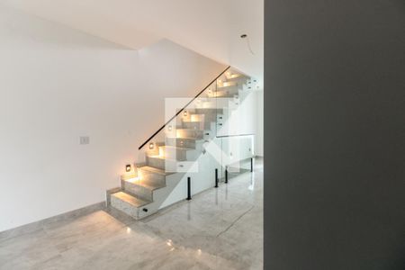 Sala de casa para alugar com 3 quartos, 200m² em Vila Santa Isabel, São Paulo