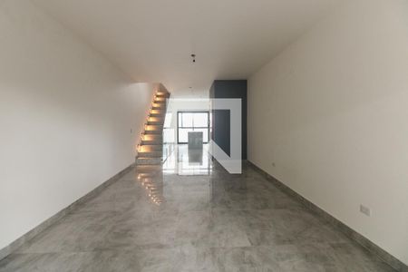Sala de casa para alugar com 3 quartos, 200m² em Vila Santa Isabel, São Paulo