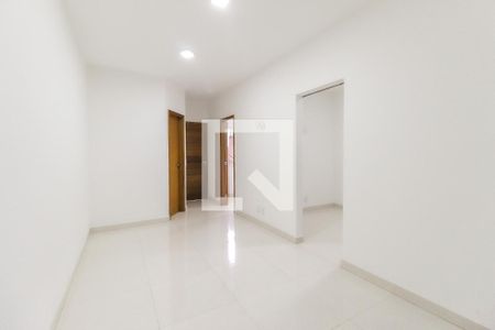 Sala - Cozinha de apartamento para alugar com 2 quartos, 40m² em Itaquera, São Paulo