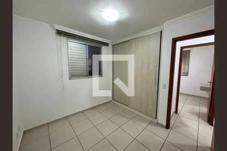 Quarto de apartamento para alugar com 3 quartos, 82m² em Castelo, Belo Horizonte