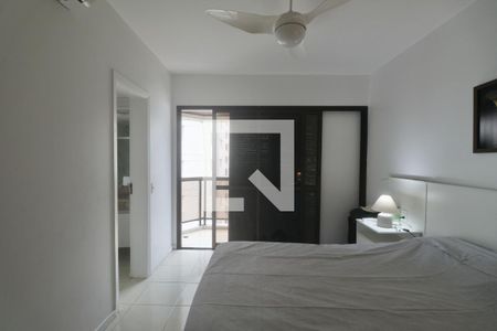 Suíte de apartamento para alugar com 4 quartos, 200m² em Vila Luis Antonio, Guarujá