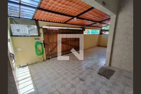Área externa de casa para alugar com 3 quartos, 80m² em Galo Branco, São Gonçalo