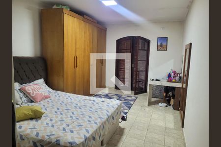 Quarto de casa à venda com 2 quartos, 225m² em Jardim Guarará, Santo André