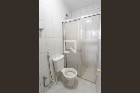 Banheiro de casa para alugar com 1 quarto, 50m² em Vila Nogueira, Diadema