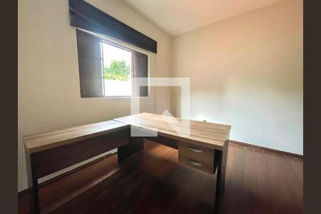 Casa para alugar com 4 quartos, 224m² em Ouro Preto, Belo Horizonte