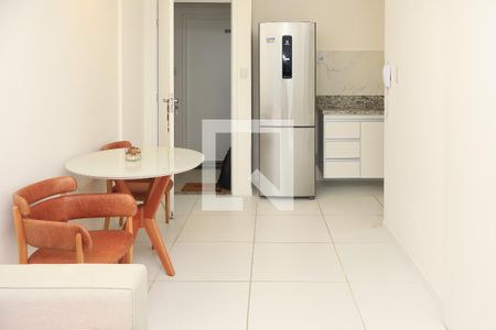 Sala de apartamento para alugar com 1 quarto, 30m² em Imbuí, Salvador