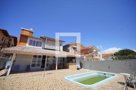 Piscina de casa para alugar com 4 quartos, 400m² em Itaguaçu, Florianópolis