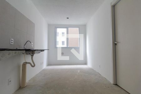 Sala, Cozinha e area de serviço de apartamento para alugar com 1 quarto, 28m² em Jardim America da Penha, São Paulo