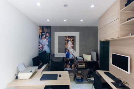 Escritório de casa para alugar com 2 quartos, 110m² em Jardim Vila Carrao, São Paulo