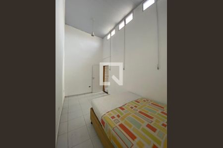 Quarto de casa para alugar com 2 quartos, 85m² em Jardim Consorcio, São Paulo