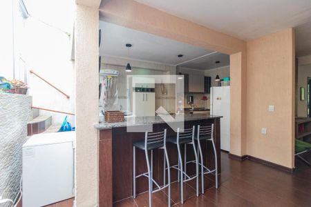 Sala de casa de condomínio para alugar com 3 quartos, 220m² em Santo Antônio, Porto Alegre