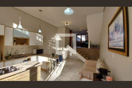 Sala / Cozinha de casa de condomínio à venda com 3 quartos, 110m² em Partenon, Porto Alegre