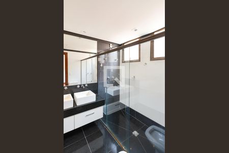 Banheiro Suíte de apartamento para alugar com 4 quartos, 150m² em Cruzeiro, Belo Horizonte