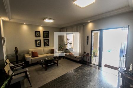 Sala 1 de casa para alugar com 5 quartos, 300m² em Jardim Armação, Salvador