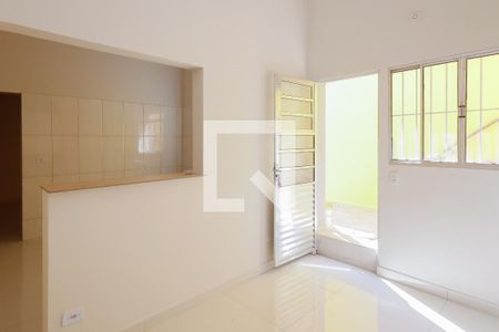 Sala de casa para alugar com 1 quarto, 38m² em Parque Novo Mundo, São Paulo