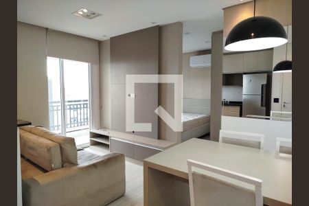 Sala com cozinha americana de apartamento para alugar com 1 quarto, 40m² em Vila Regente Feijó, São Paulo