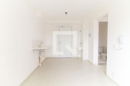 Sala/Cozinha de apartamento para alugar com 2 quartos, 32m² em Guaianases, São Paulo