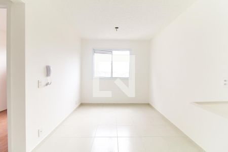 Sala/Cozinha de apartamento para alugar com 2 quartos, 32m² em Guaianases, São Paulo